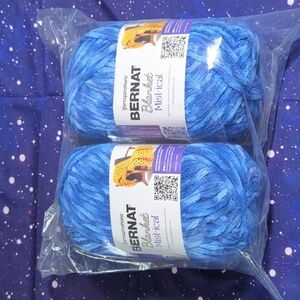 2 Brand New Skeins Bernat Blanket MIST-I-CAL Yarn CRYSTAL OCEAN  Smoke Free